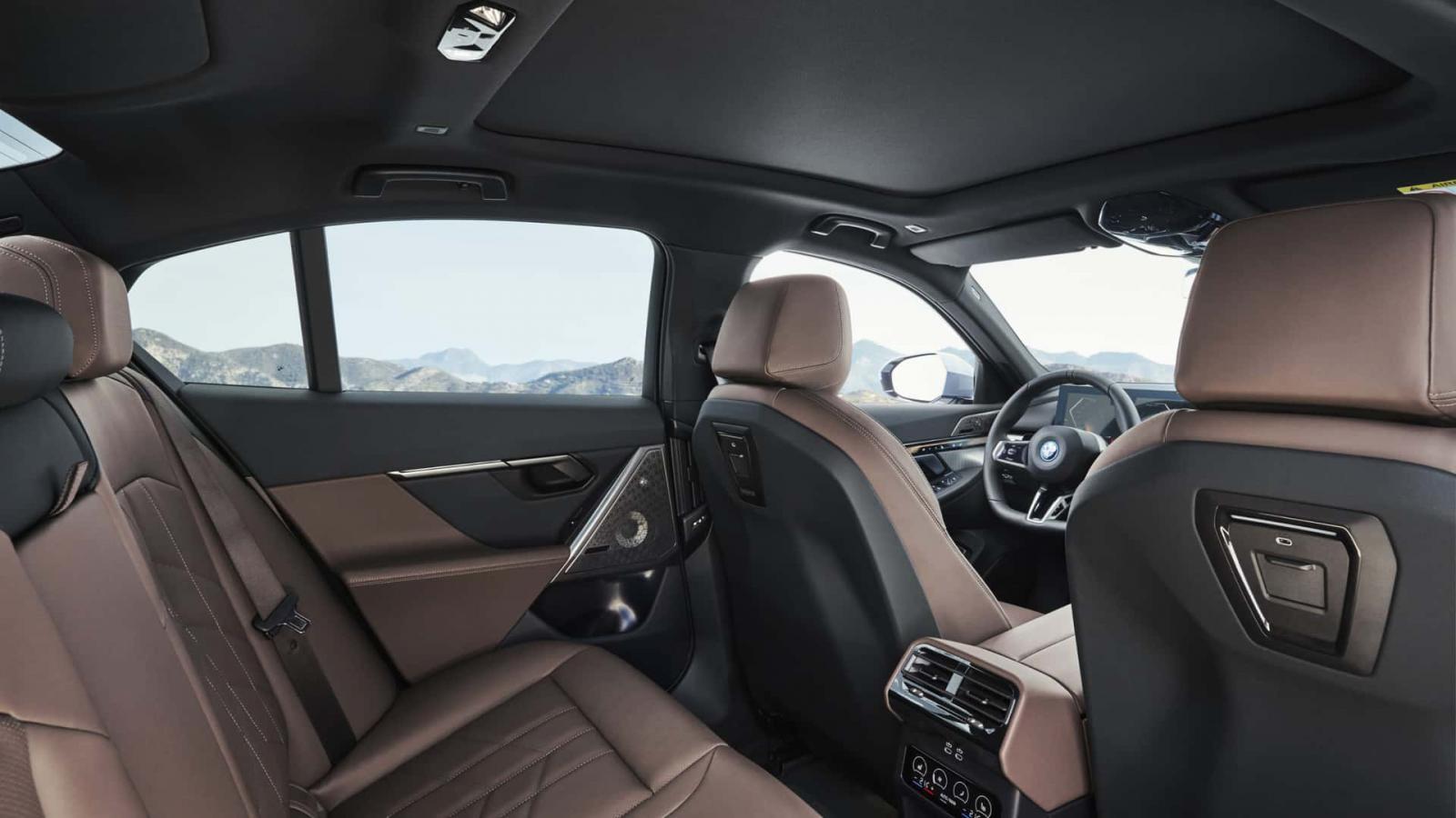 Νέα BMW Σειρά 5 πρώτη φορά ηλεκτρική, hi-tech με έως 601 άλογα